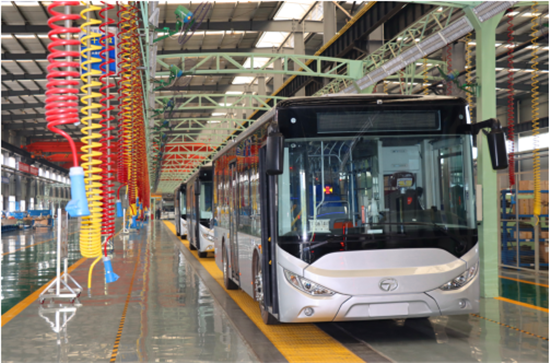 雅安市全域推广应用新能源公交车提速